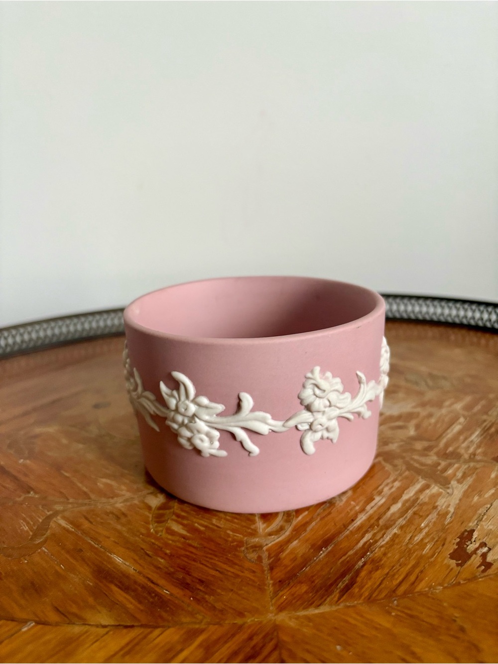 Vintage Ecanada Pink Jasperware Floral Garland Planter or Sugar Bowl